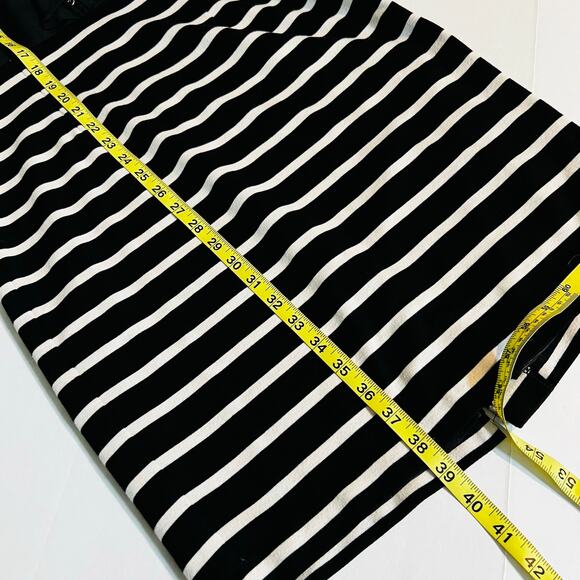 White House Black Market Ruffle Top Striped Dress Size 6 Black Cream - Picture 5 of 6